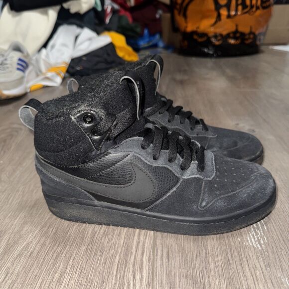 Nike Court Borough Mid 2 CQ4023-001 Size 5Y - Picture 1 of 7